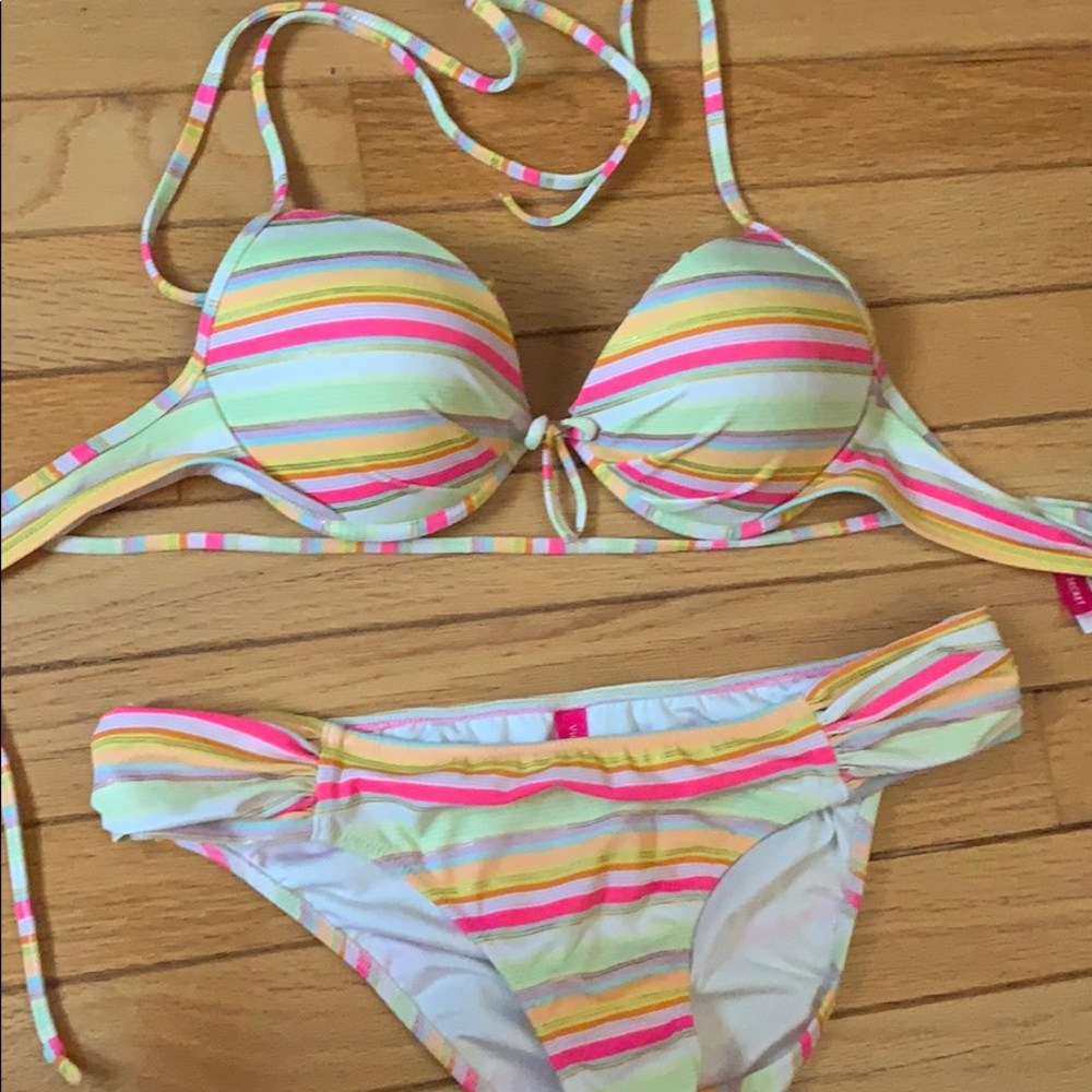 Bathing suit